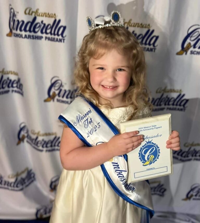 2023 Missouri Cinderella Ambassador